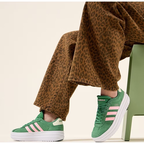 NWT Adidas Women’s VL Court Bold Platform Sneaker - Picture 6 of 9